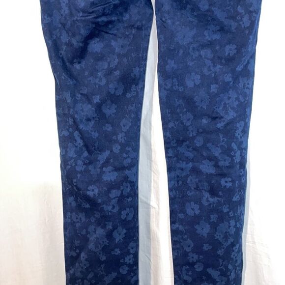 Uniqlo jeans - Picture 7 of 10